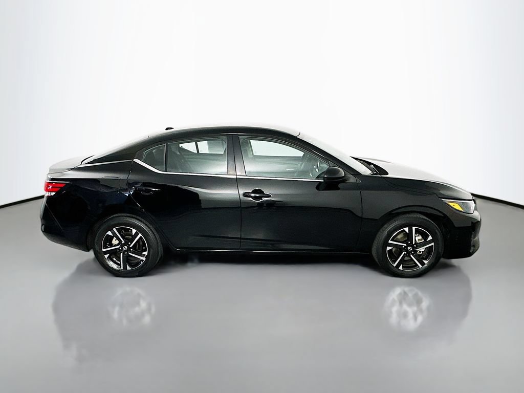 Used 2025 Nissan Sentra SV FWD image 8