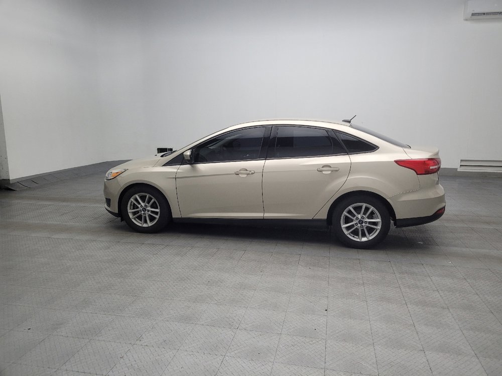 Used 2018 Ford Focus SE image 3