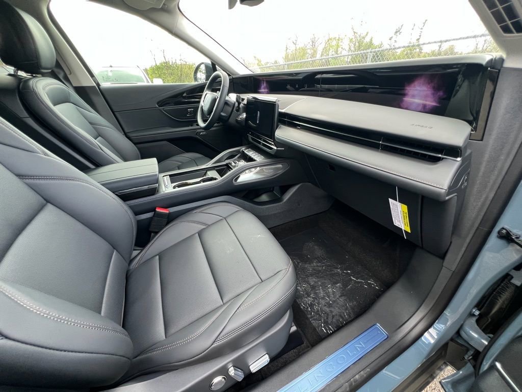 New 2026 Lincoln Nautilus Premier w/ Equipment Group 102A AWD/4WD image 19