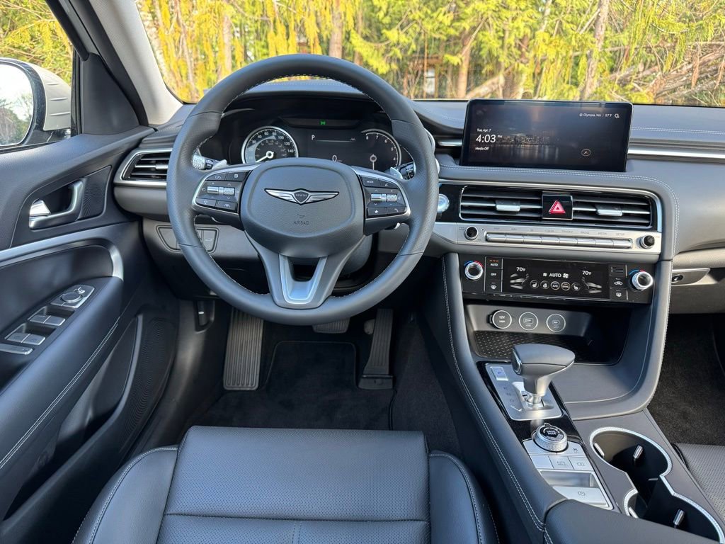 Used 2026 Genesis G70 2.5T image 13