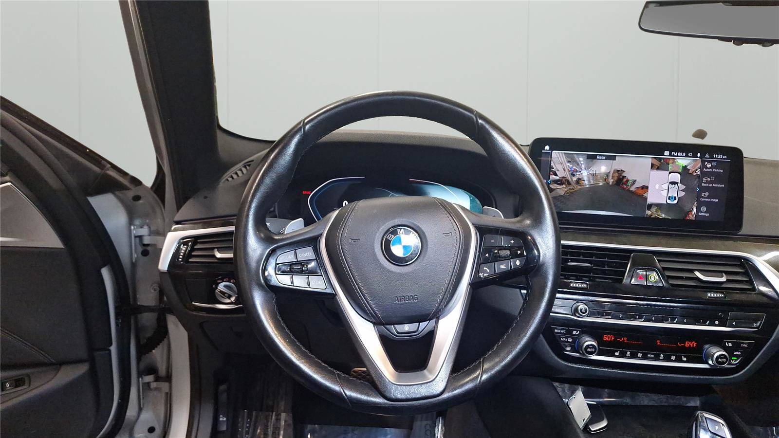 Used 2021 BMW 530i xDrive w/ Convenience Package AWD/4WD image 22