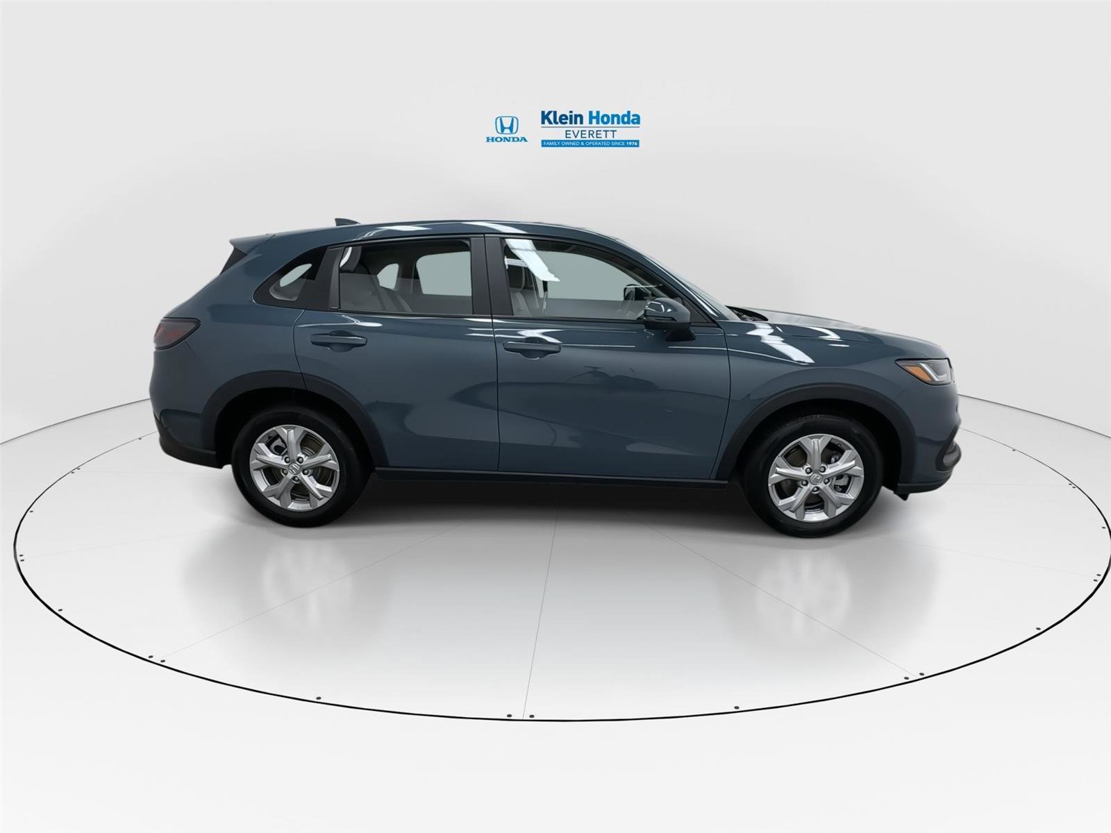 Certified 2025 Honda HR-V LX image 3