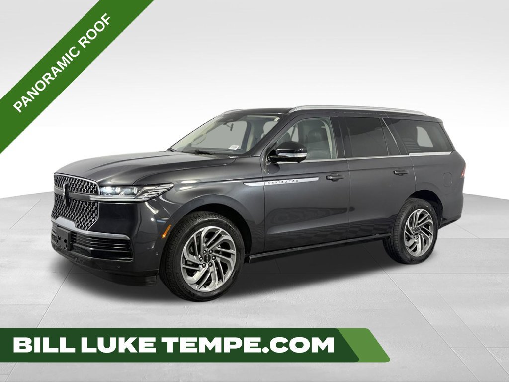 Used 2025 Lincoln Navigator Reserve AWD/4WD image 1
