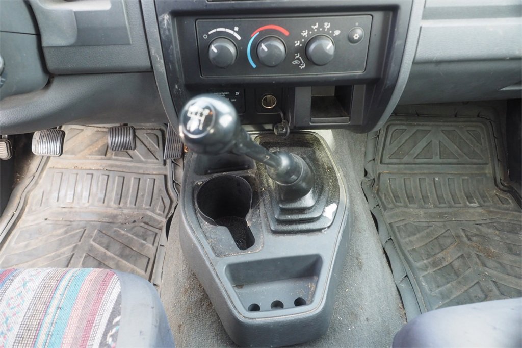 Used 2006 Dodge Dakota ST image 11
