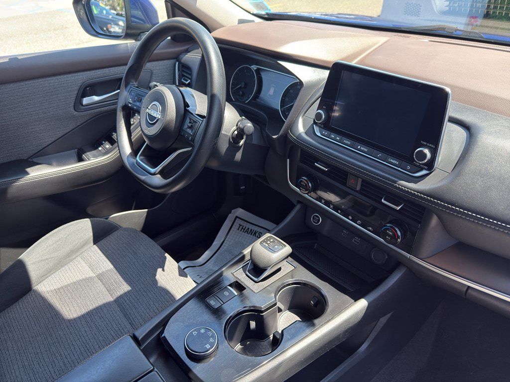 Used 2023 Nissan Rogue SV AWD/4WD image 22