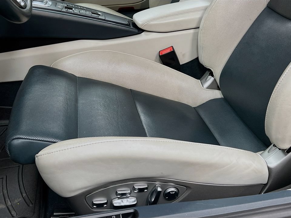 Certified 2019 Porsche 911 Turbo S AWD/4WD image 22