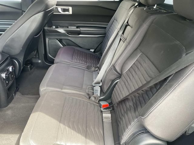 Used 2020 Ford Explorer XLT AWD/4WD image 19