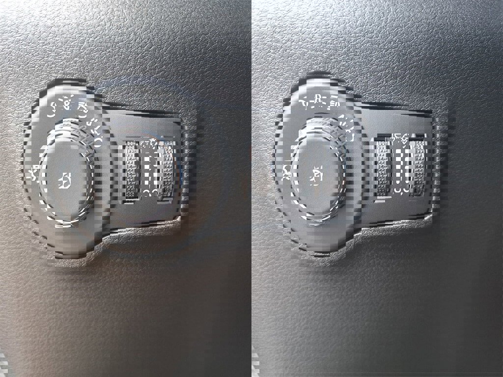 New 2026 Jeep Compass Limited w/ Sun, Sound & Navigation Group image 26