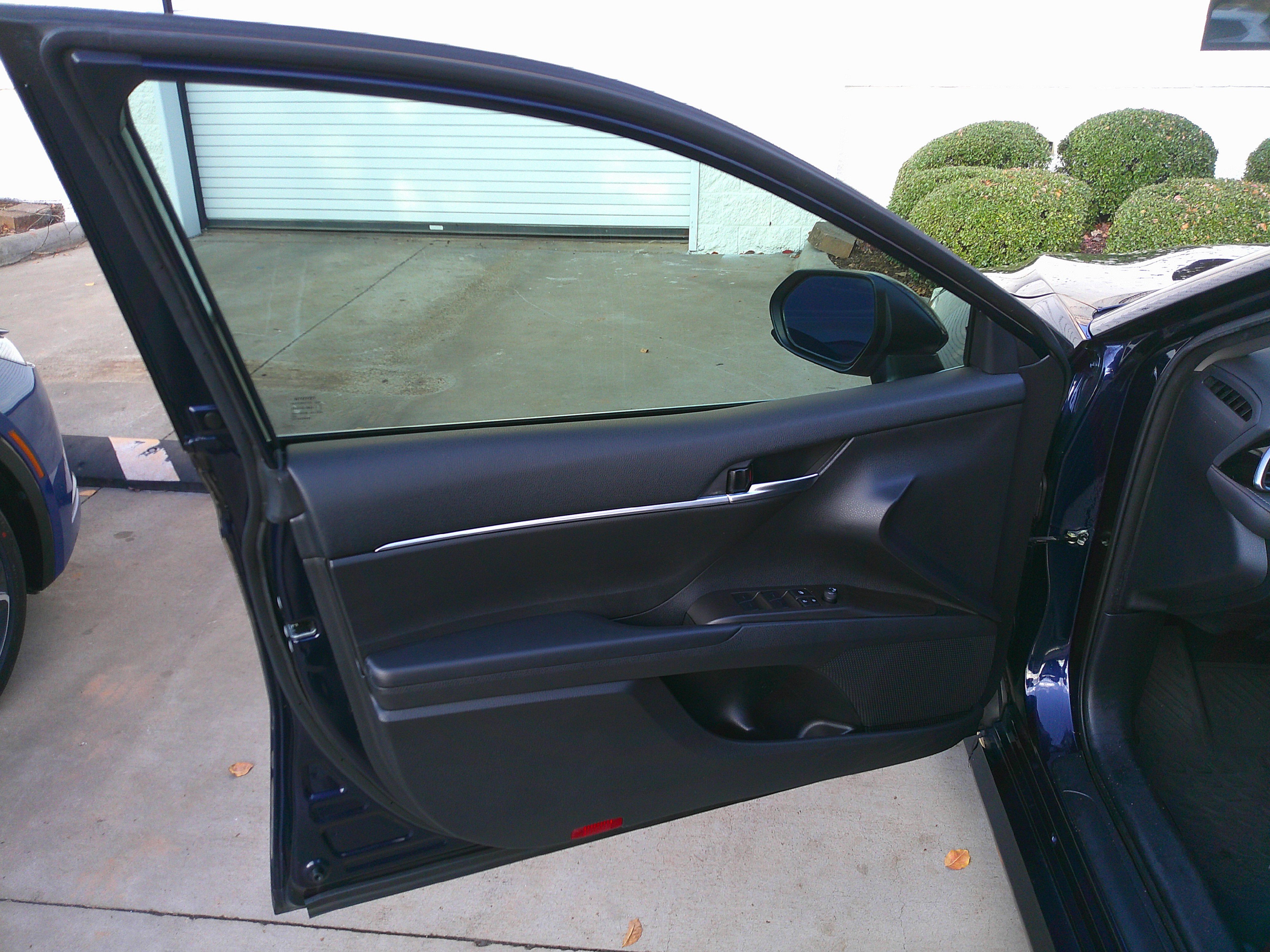 Used 2022 Toyota Camry LE image 17