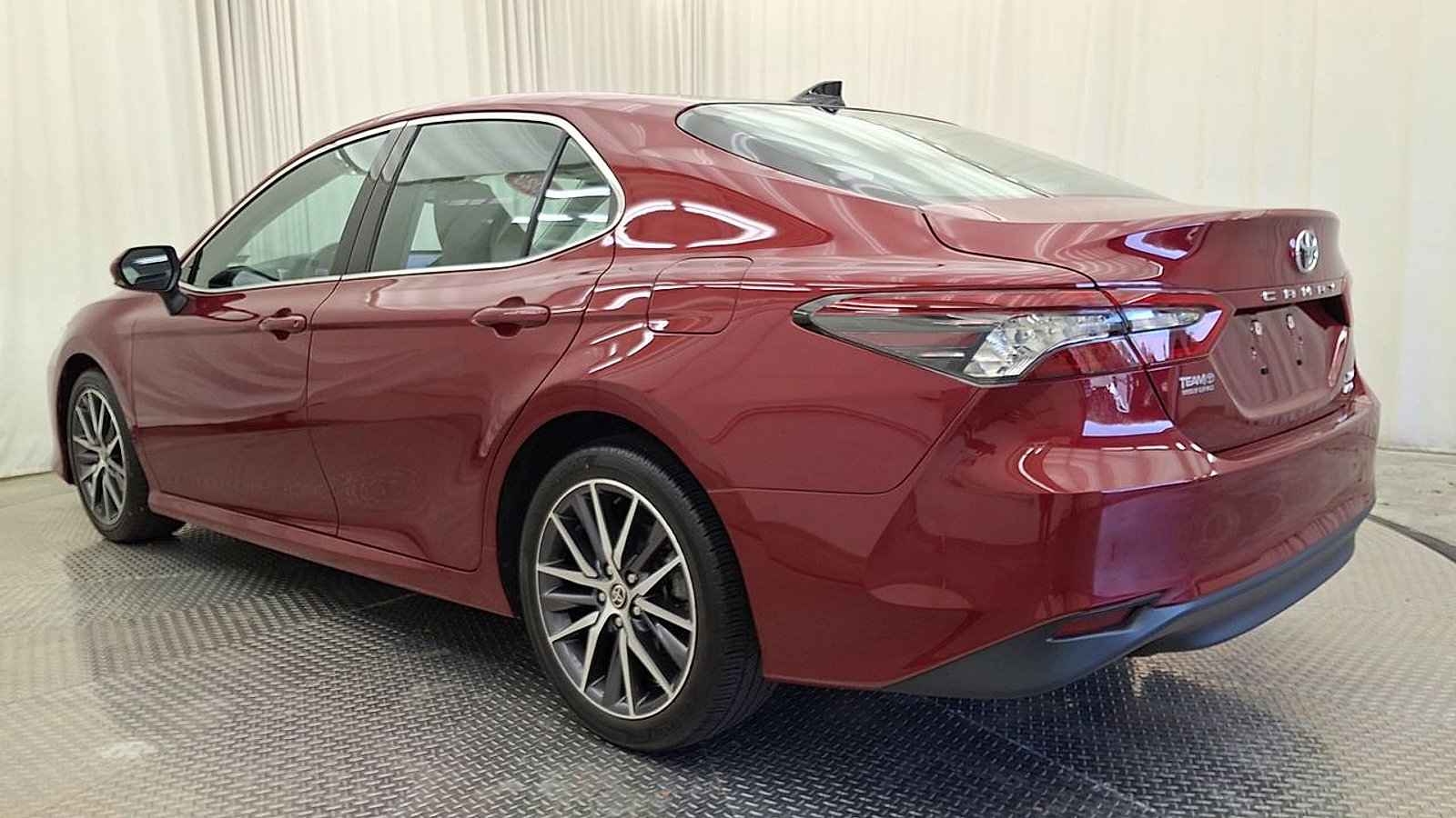 Certified 2021 Toyota Camry XLE AWD/4WD image 13