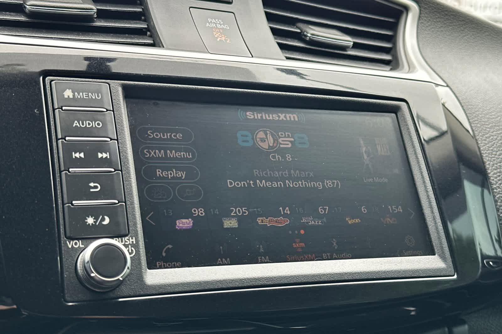 Used 2019 Nissan Sentra SV FWD image 17