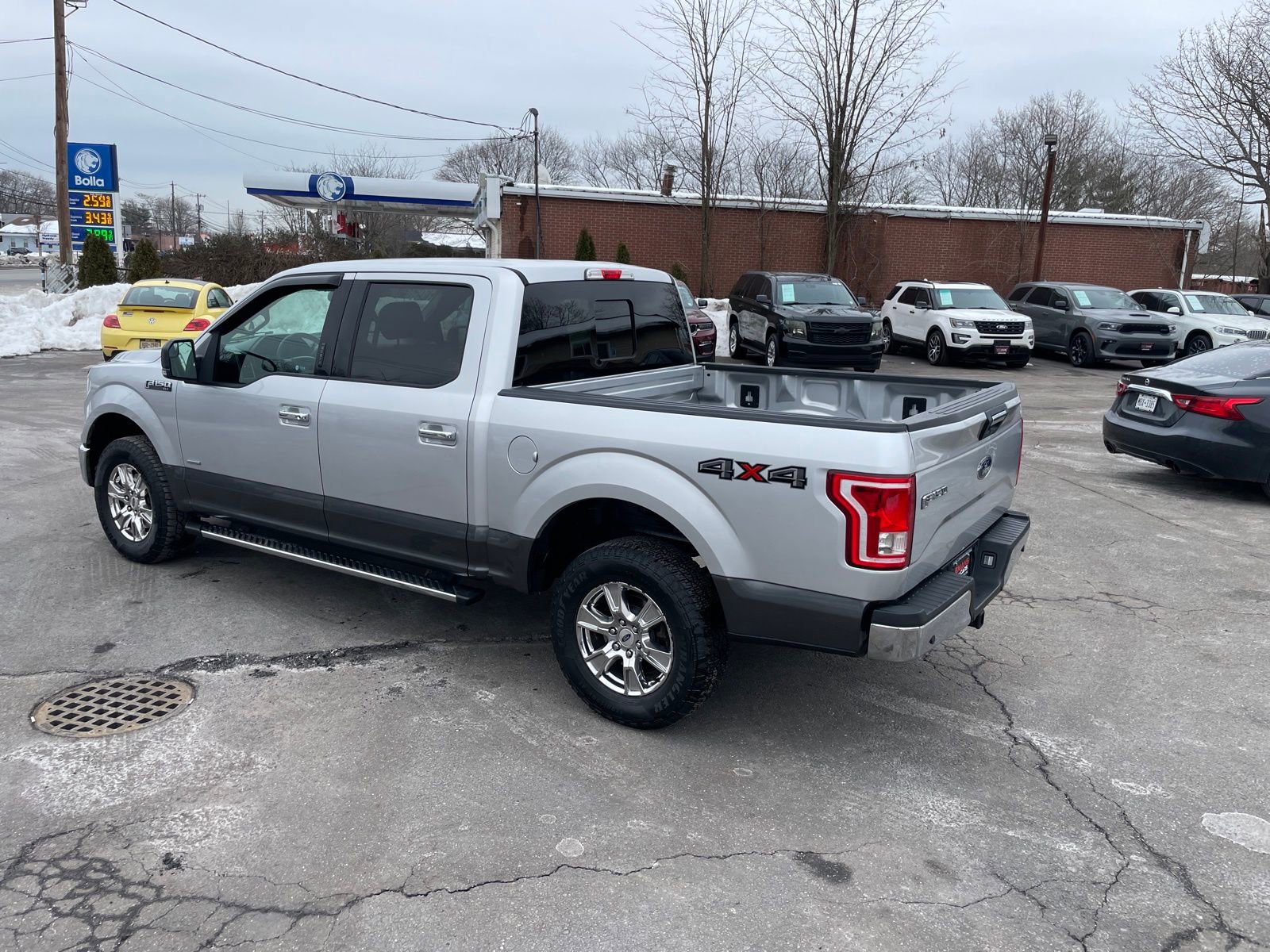 Used 2017 Ford F150 XLT w/ Equipment Group 302A Luxury image 32