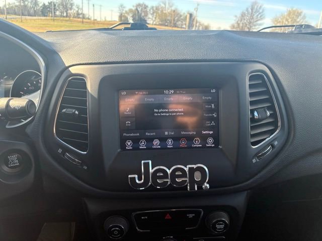 Used 2019 Jeep Compass Latitude image 12