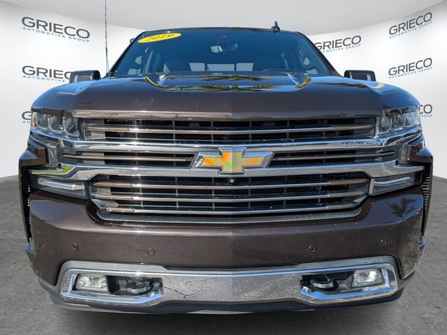 Used 2019 Chevrolet Silverado 1500 High Country w/ Technology Package AWD/4WD image 2