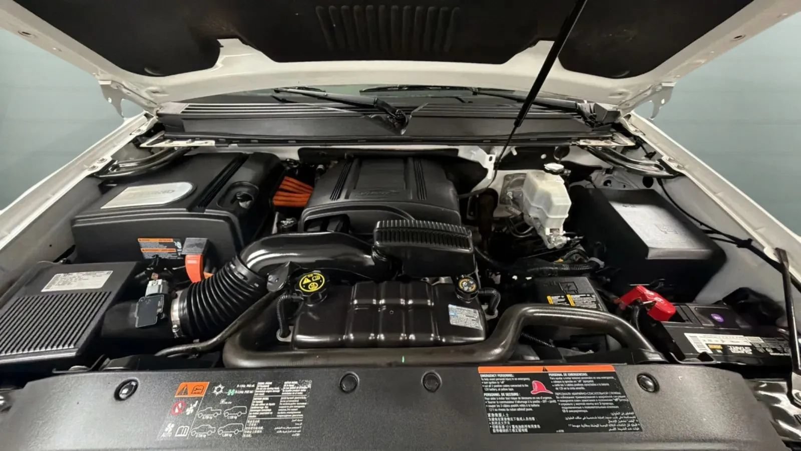 Used 2013 Chevrolet Tahoe 4WD Hybrid image 22