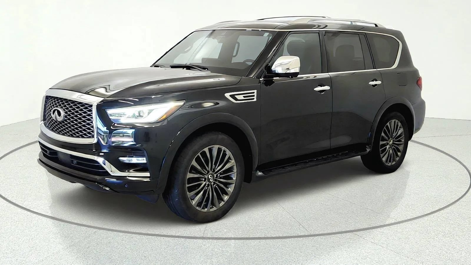 Used 2024 INFINITI QX80 Sensory w/ Cargo Package AWD/4WD image 4