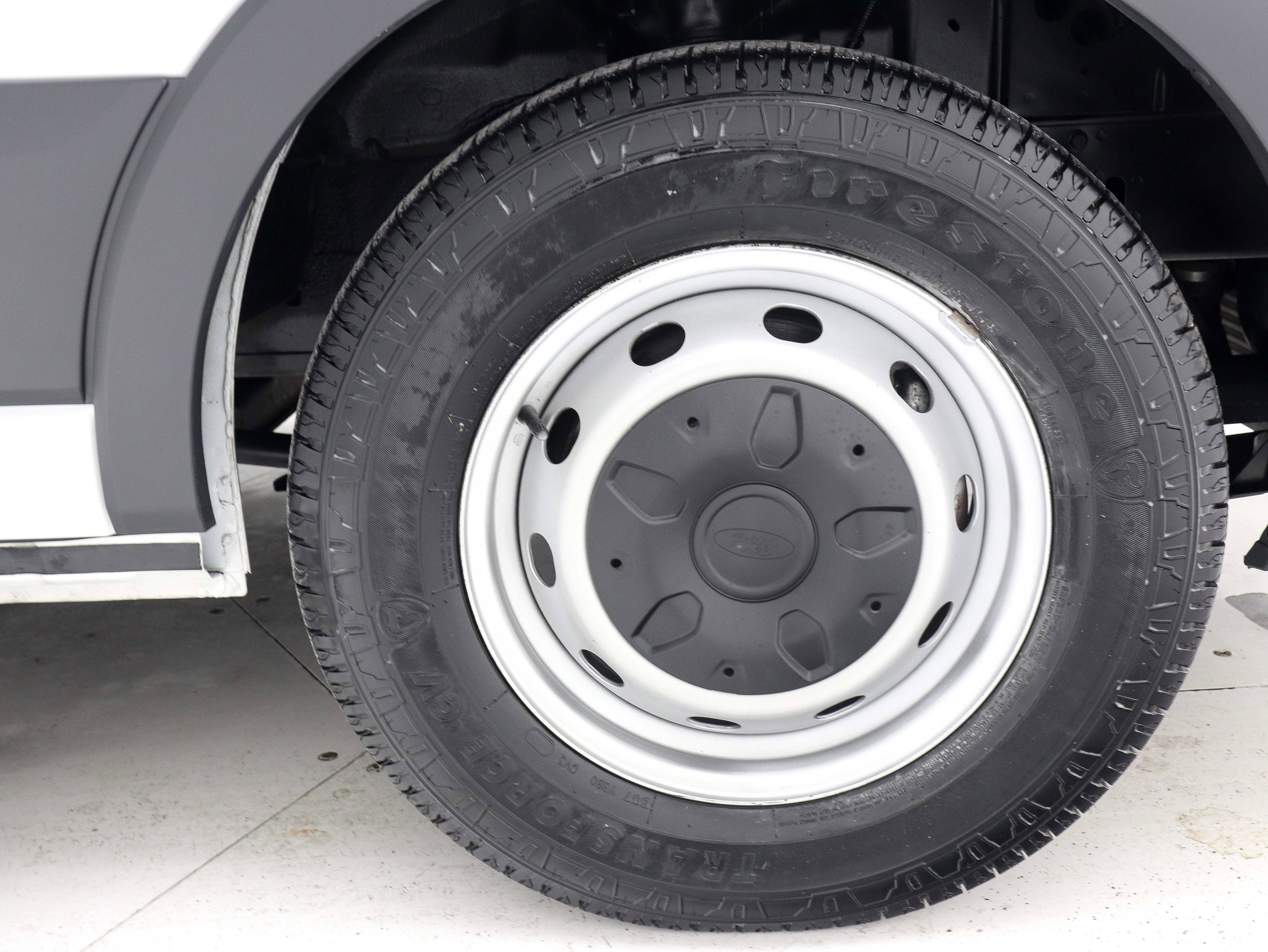 Used 2017 Ford Transit 350 XL image 36