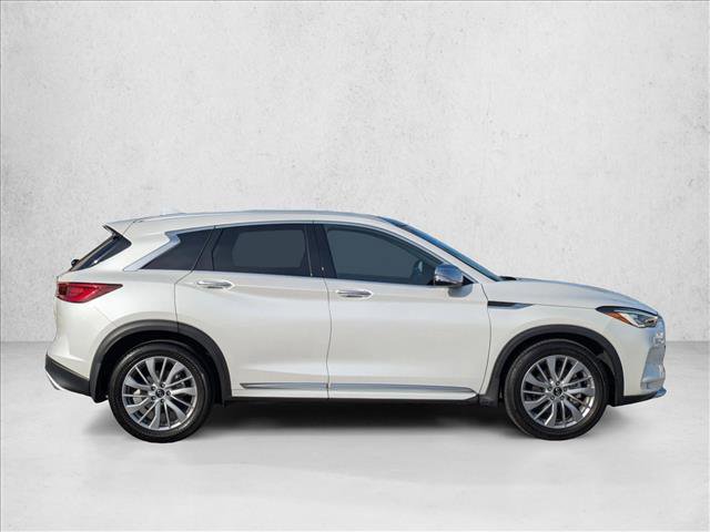Certified 2024 INFINITI QX50 Luxe w/ Accent Package image 4