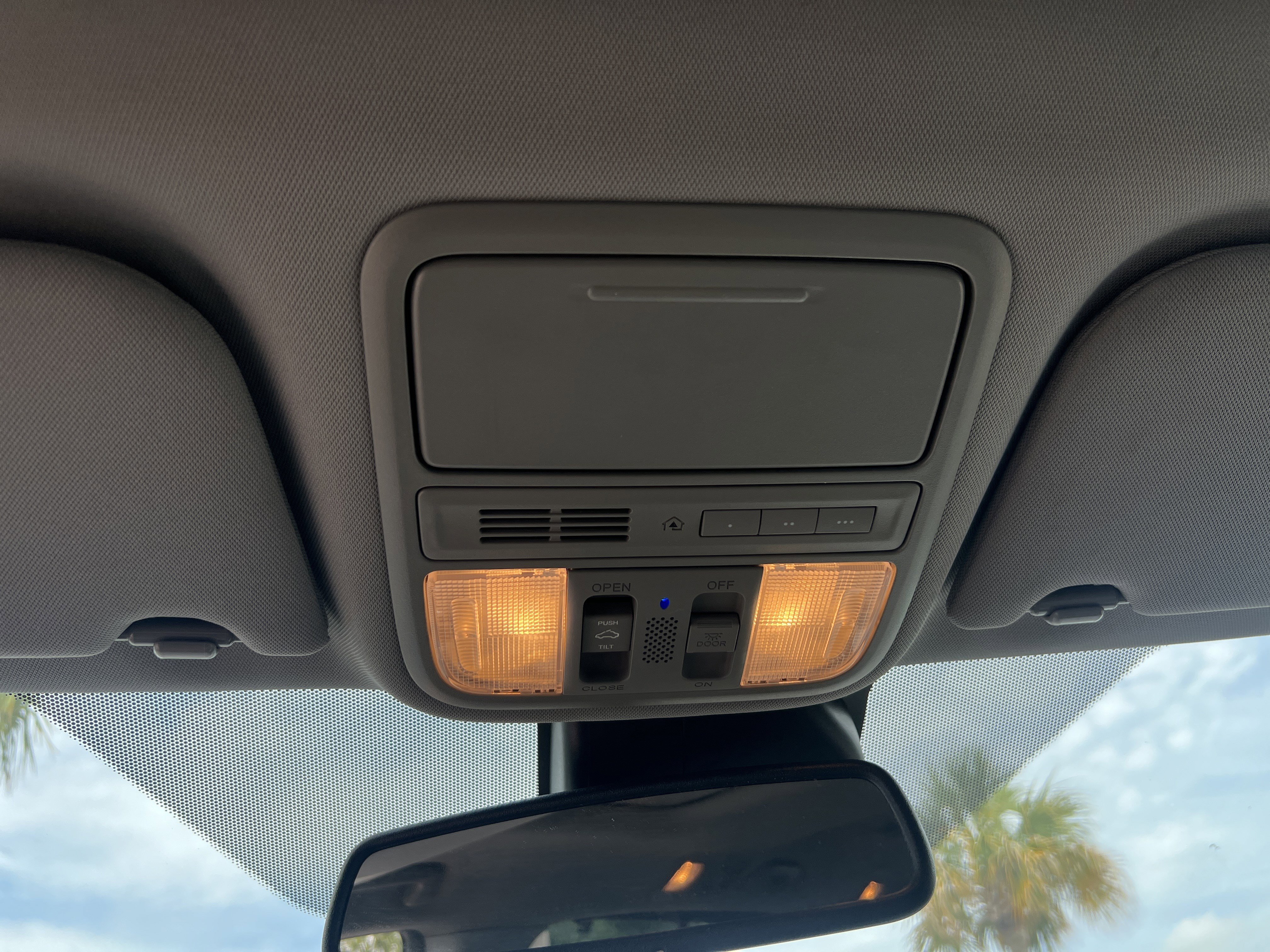 Used 2017 Honda Odyssey EX-L image 40