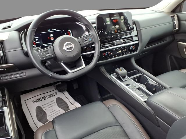 Certified 2024 Nissan Pathfinder Platinum w/ Cargo Package image 6