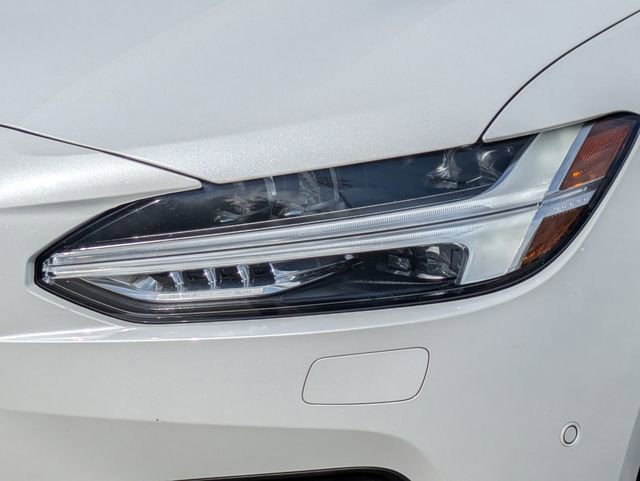 Certified 2023 Volvo S90 B6 Ultimate w/ Protection Package Premier image 9