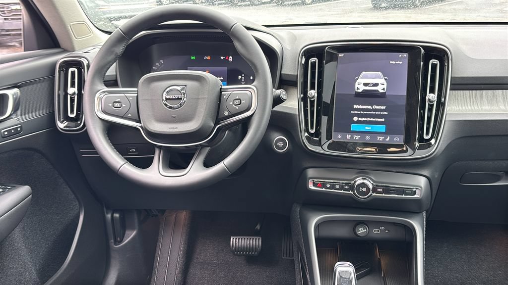 New 2026 Volvo XC40 B5 Plus w/ Protection Package Premier AWD/4WD image 7
