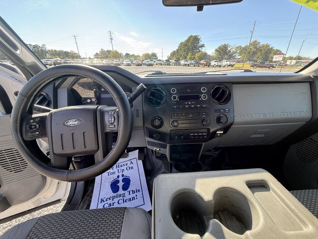 Used 2015 Ford F250 XL w/ Power Equipment Group AWD/4WD image 11