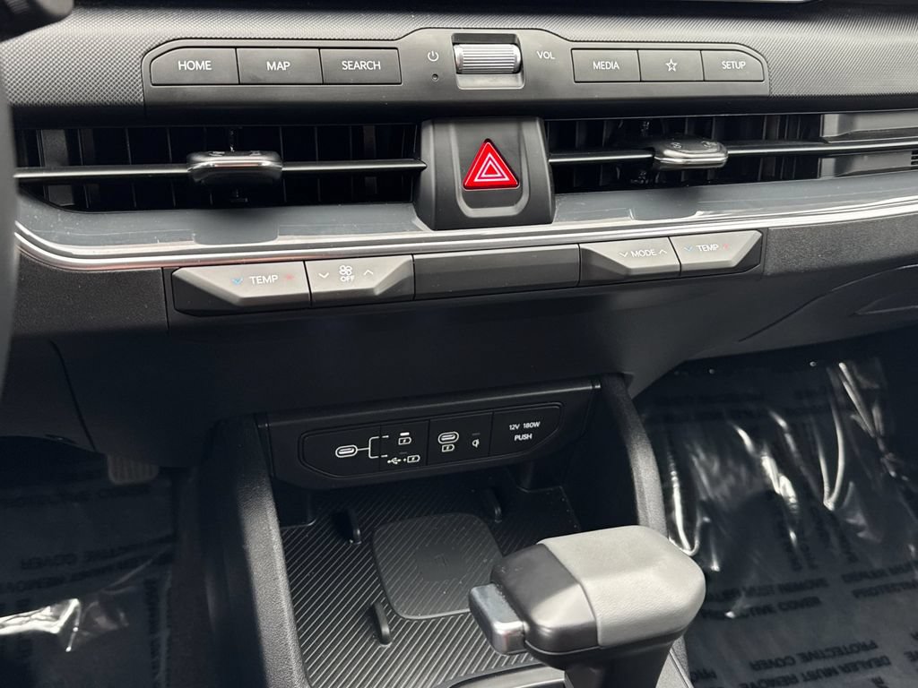 Used 2025 Kia K4 EX FWD image 19