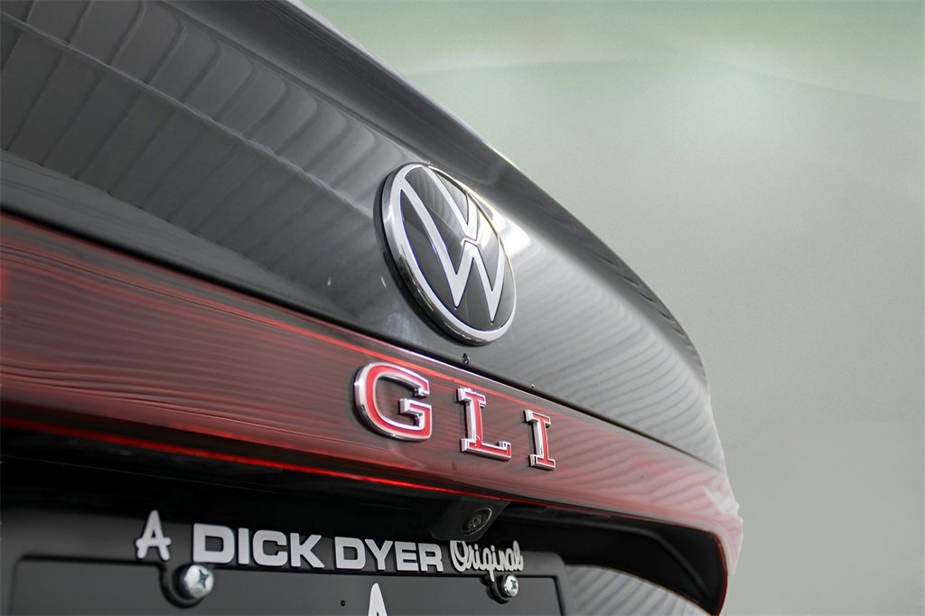 Used 2025 Volkswagen Jetta GLI Autobahn image 10