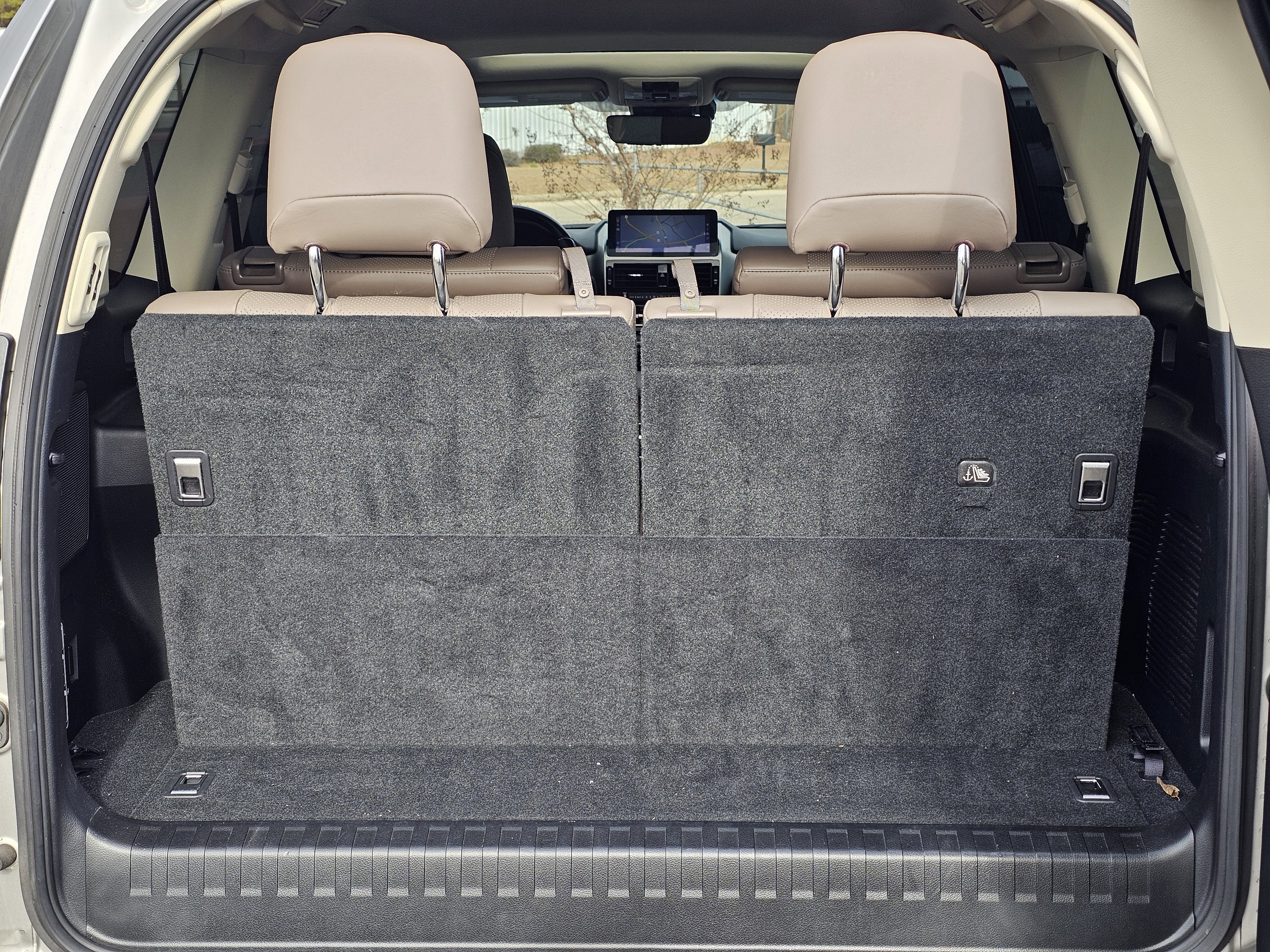 Used 2022 Lexus GX 460 Luxury image 11