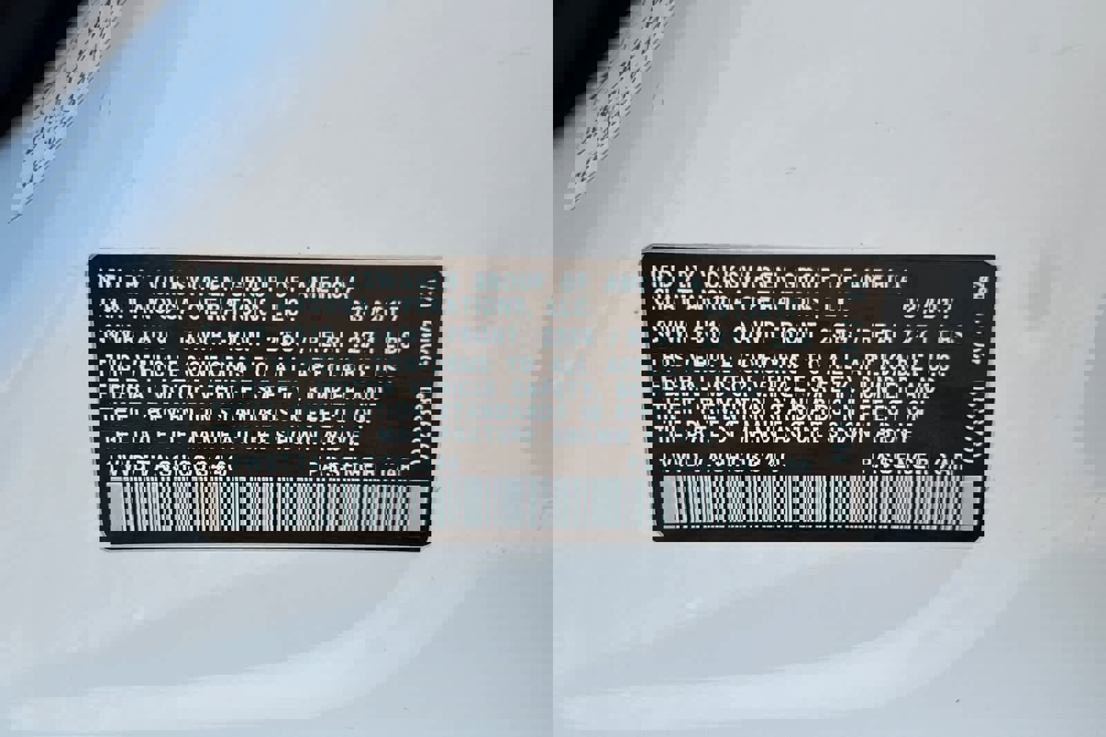 Used 2017 Volkswagen Passat 1.8T R-Line w/ R-Line Lighting Package image 30