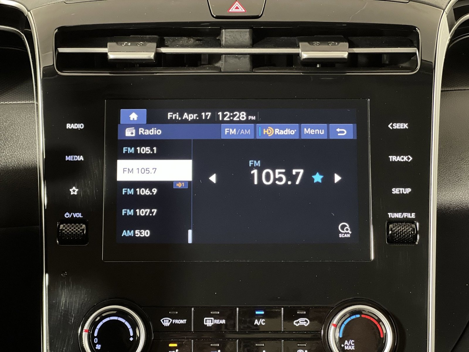Used 2024 Hyundai Tucson SE FWD image 18