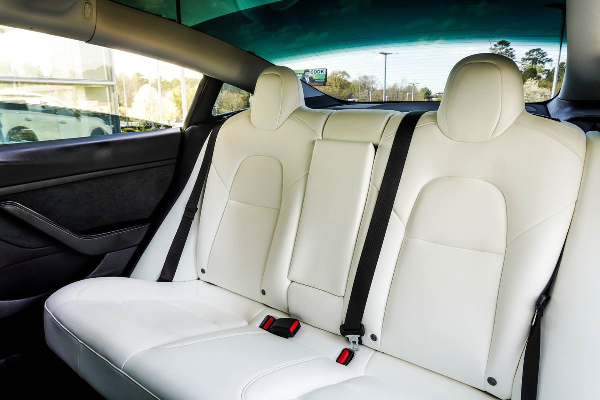 Used 2021 Tesla Model 3 Performance image 33