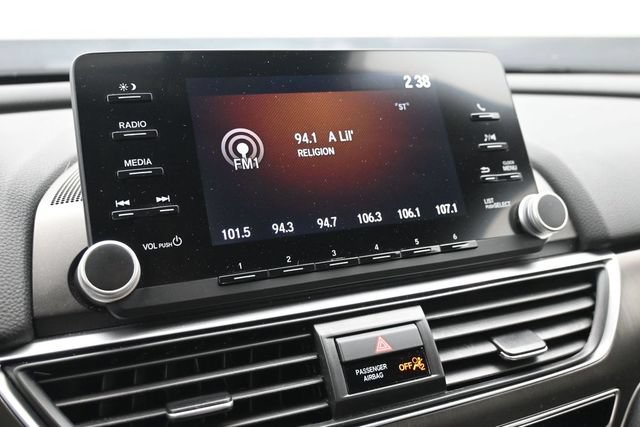 Used 2018 Honda Accord Hybrid image 17