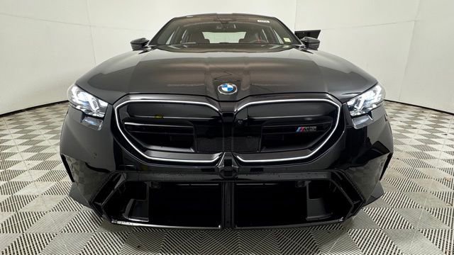 New 2026 BMW M5 w/ Carbon Package image 2