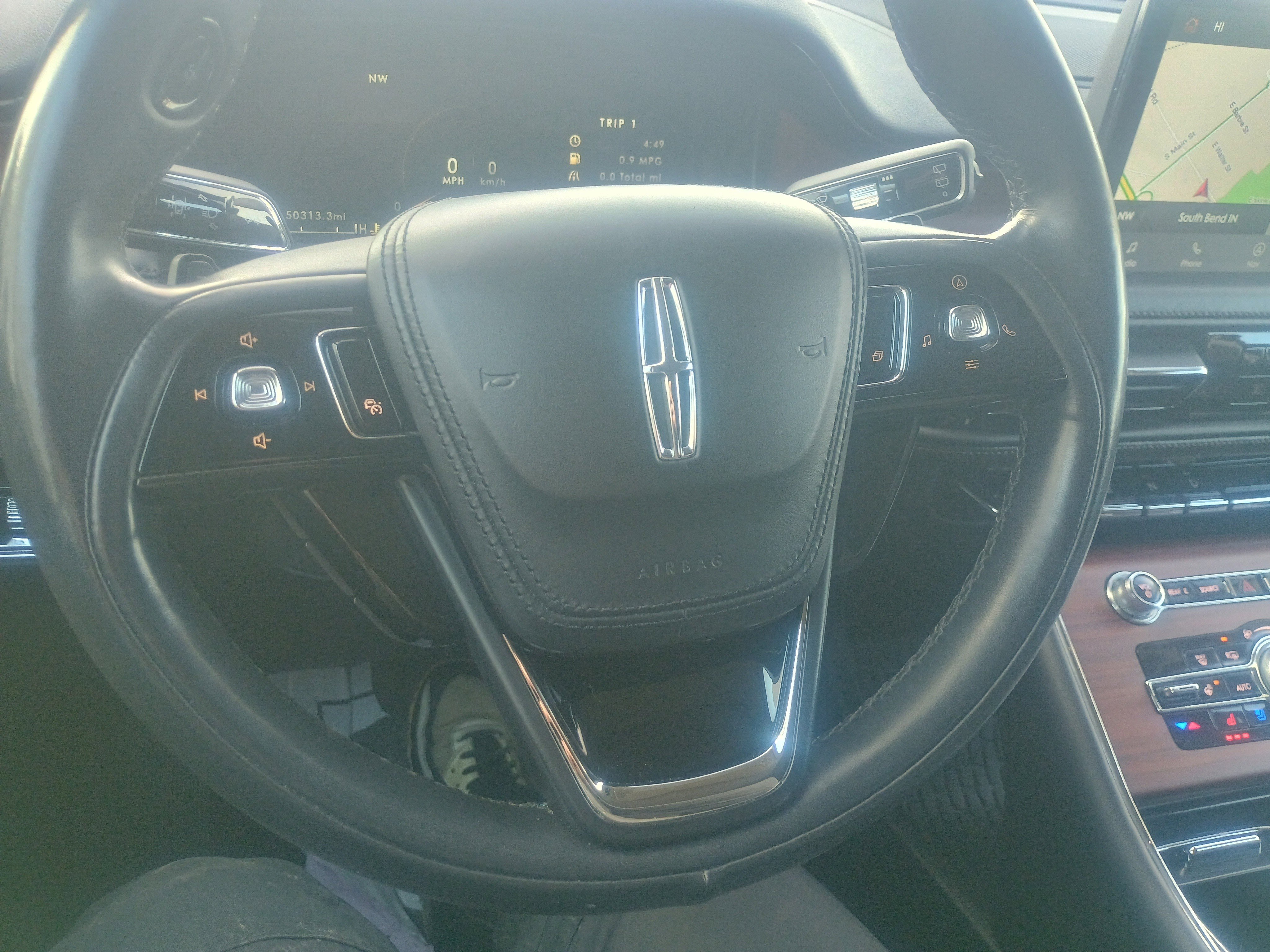 Used 2021 Lincoln Aviator Reserve w/ Equipment Group 201A image 25