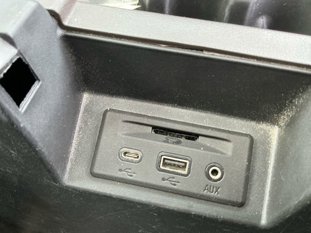 Used 2021 Chevrolet Silverado 1500 LT Trail Boss w/ Convenience Package II image 23