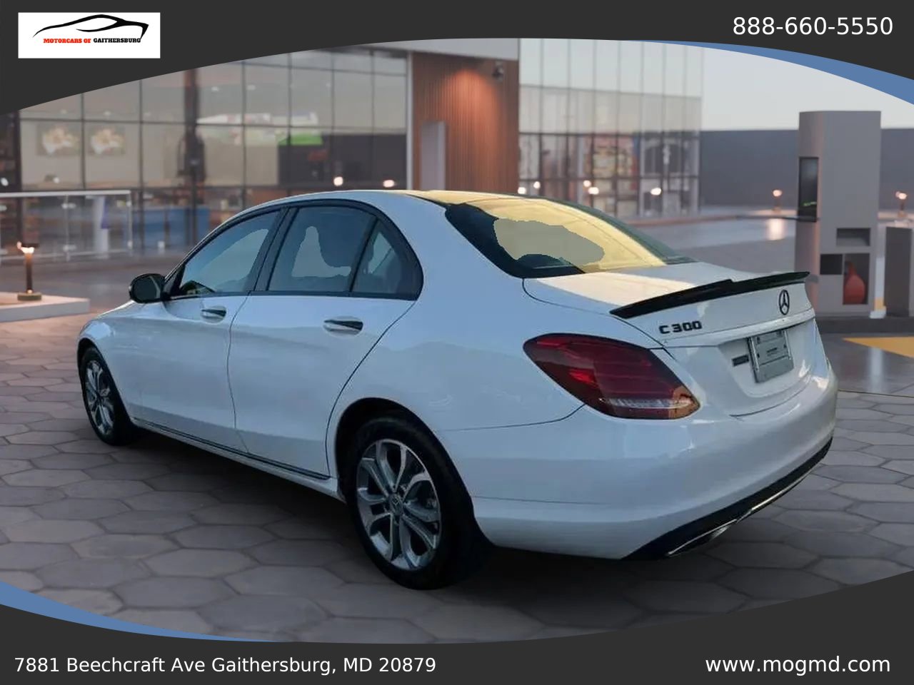 Used 2017 Mercedes-Benz C 300 4MATIC Sedan image 9