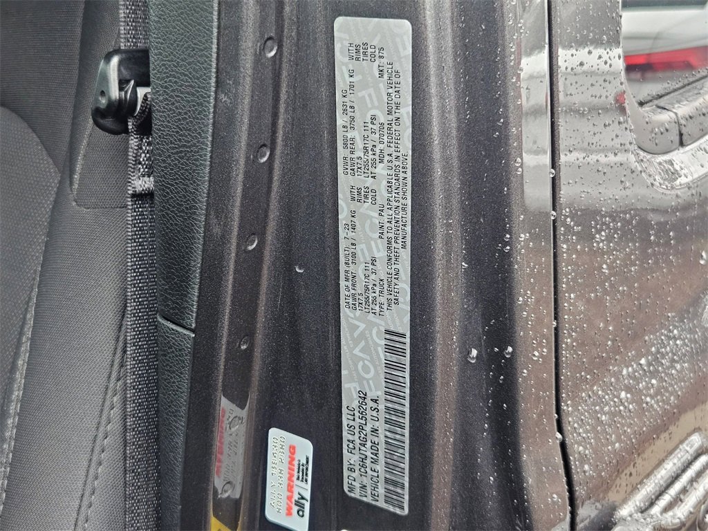 Certified 2023 Jeep Gladiator Willys image 34