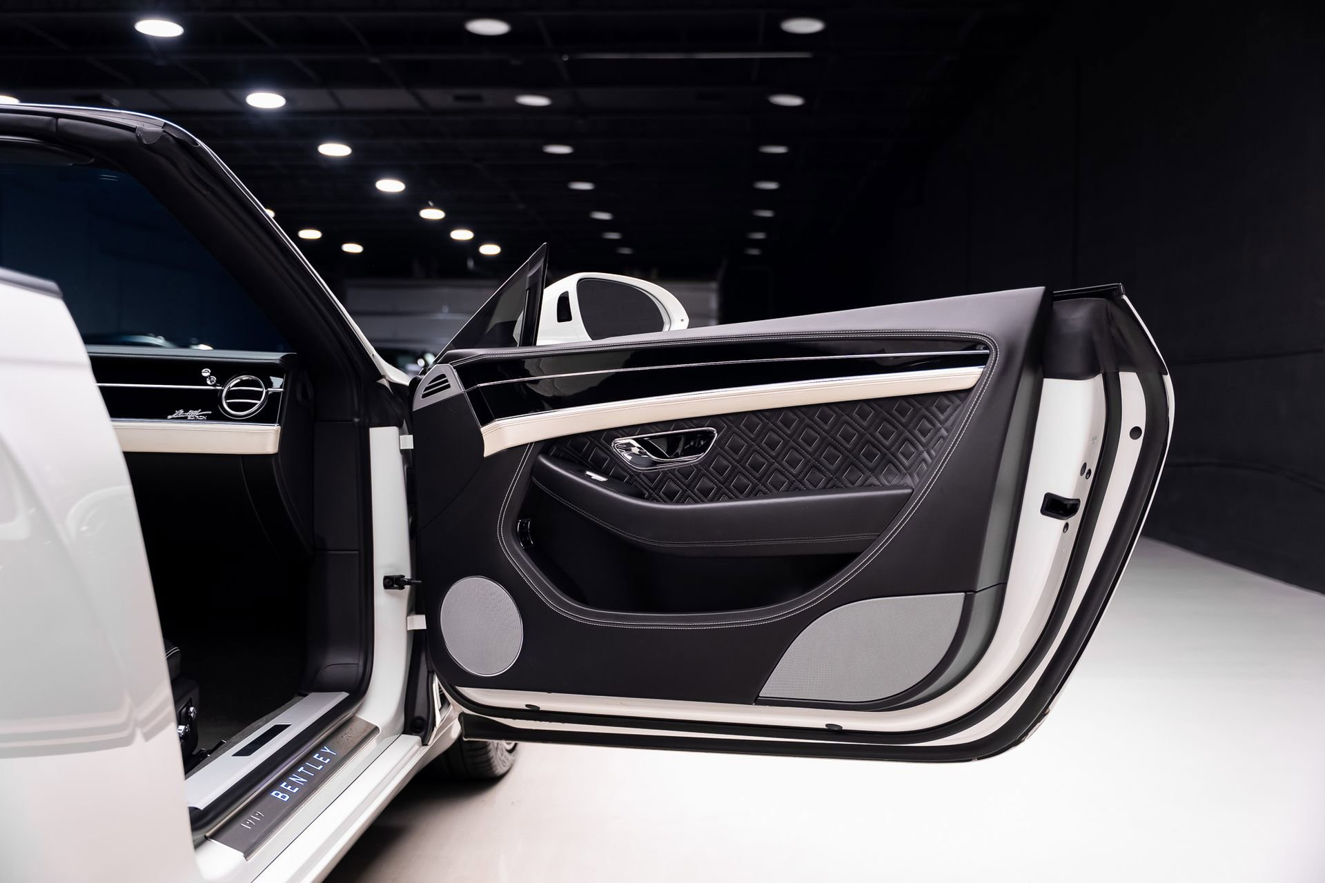 Used 2020 Bentley Continental GT image 60