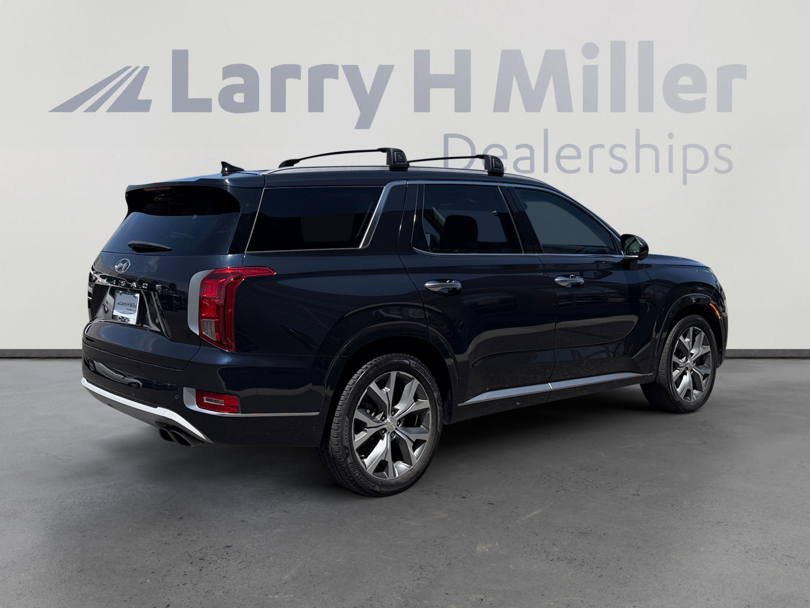 Used 2022 Hyundai Palisade Limited FWD image 5