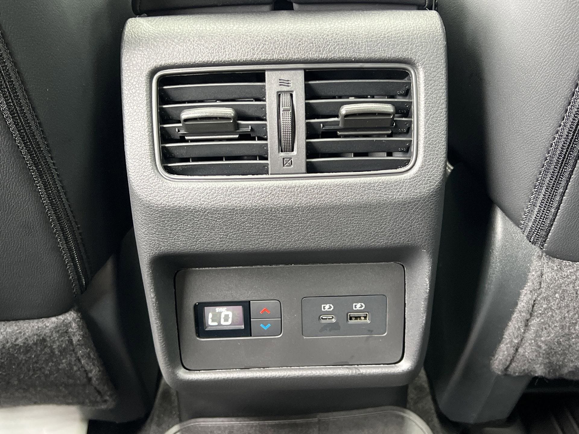 Certified 2023 Nissan Rogue SL w/ SL Premium Package FWD image 19