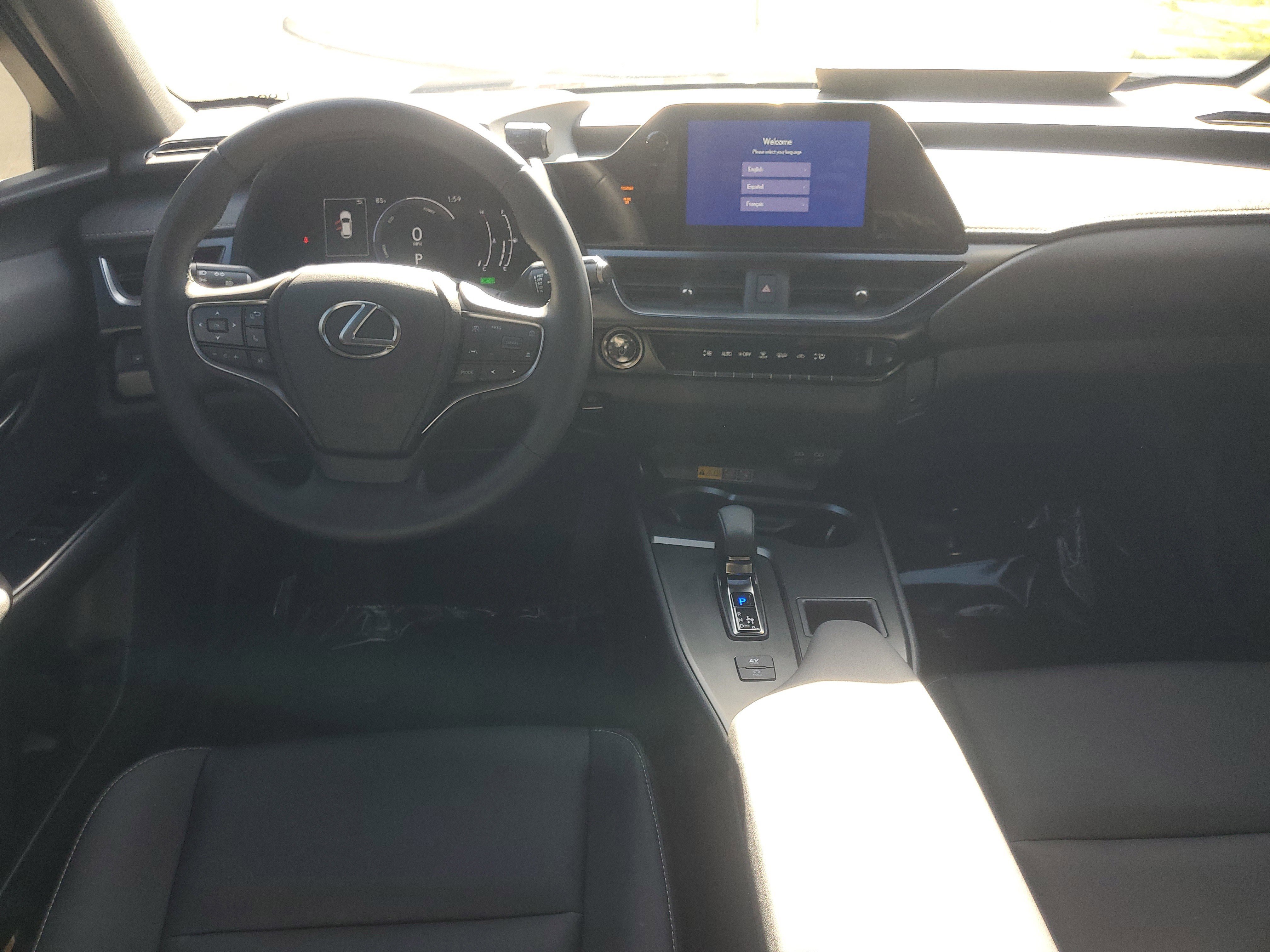 Used 2025 Lexus UX 300h FWD image 9