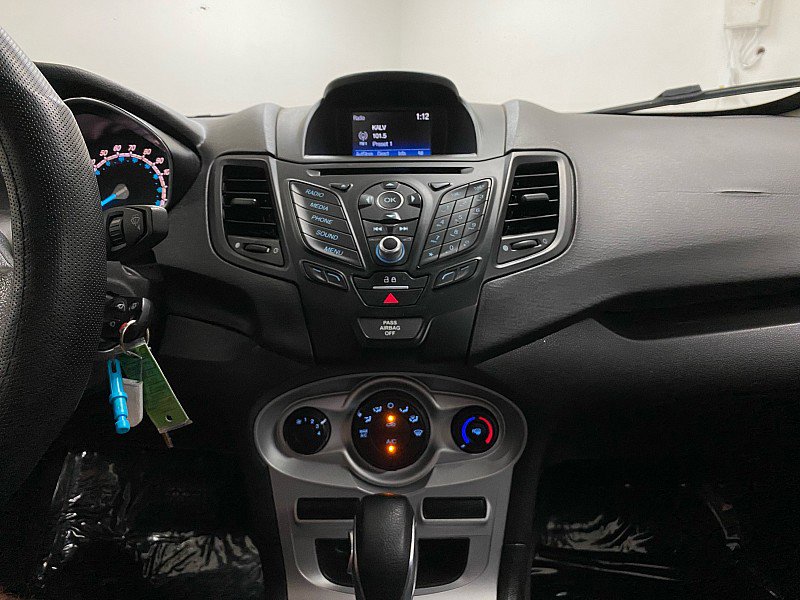 Used 2019 Ford Fiesta SE image 19