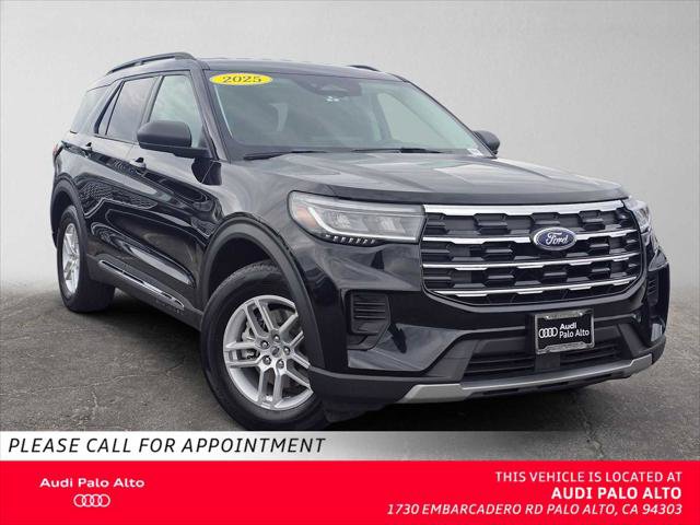 Used 2025 Ford Explorer Active RWD image 1