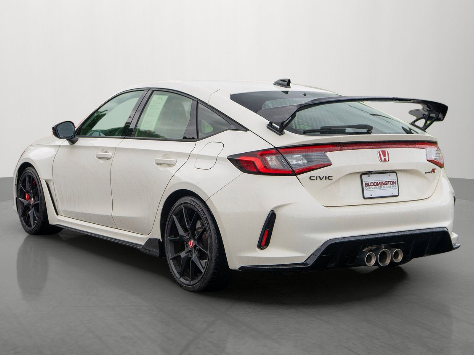 Used 2025 Honda Civic Type R image 5