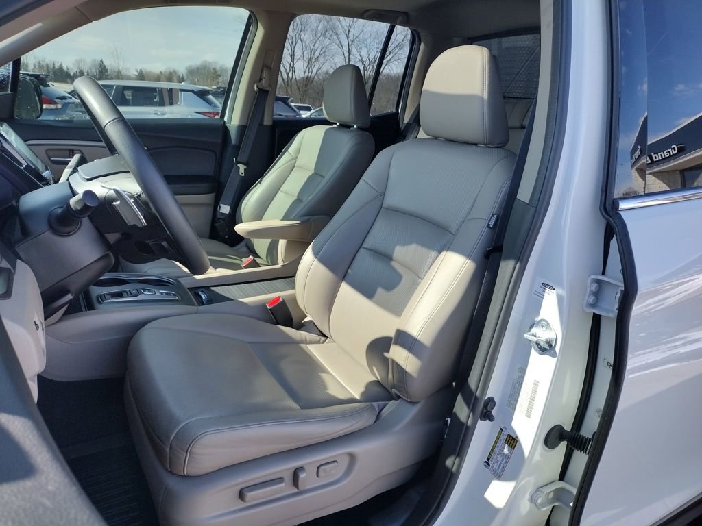 Used 2023 Honda Ridgeline RTL-E image 2