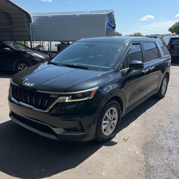 Used 2023 Kia Carnival LX