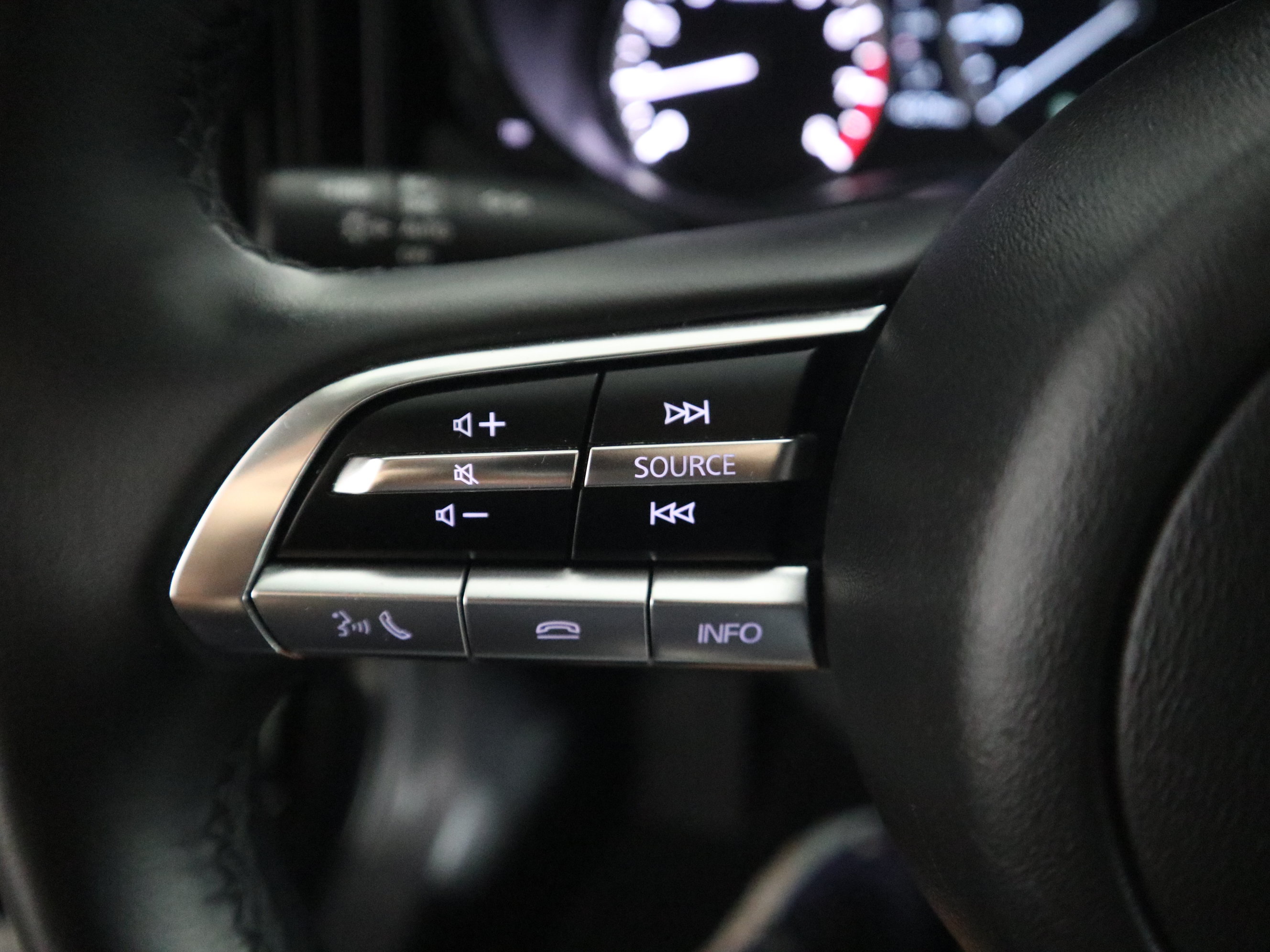 Certified 2025 MAZDA CX-50 AWD 2.5 S w/ Preferred Package image 26