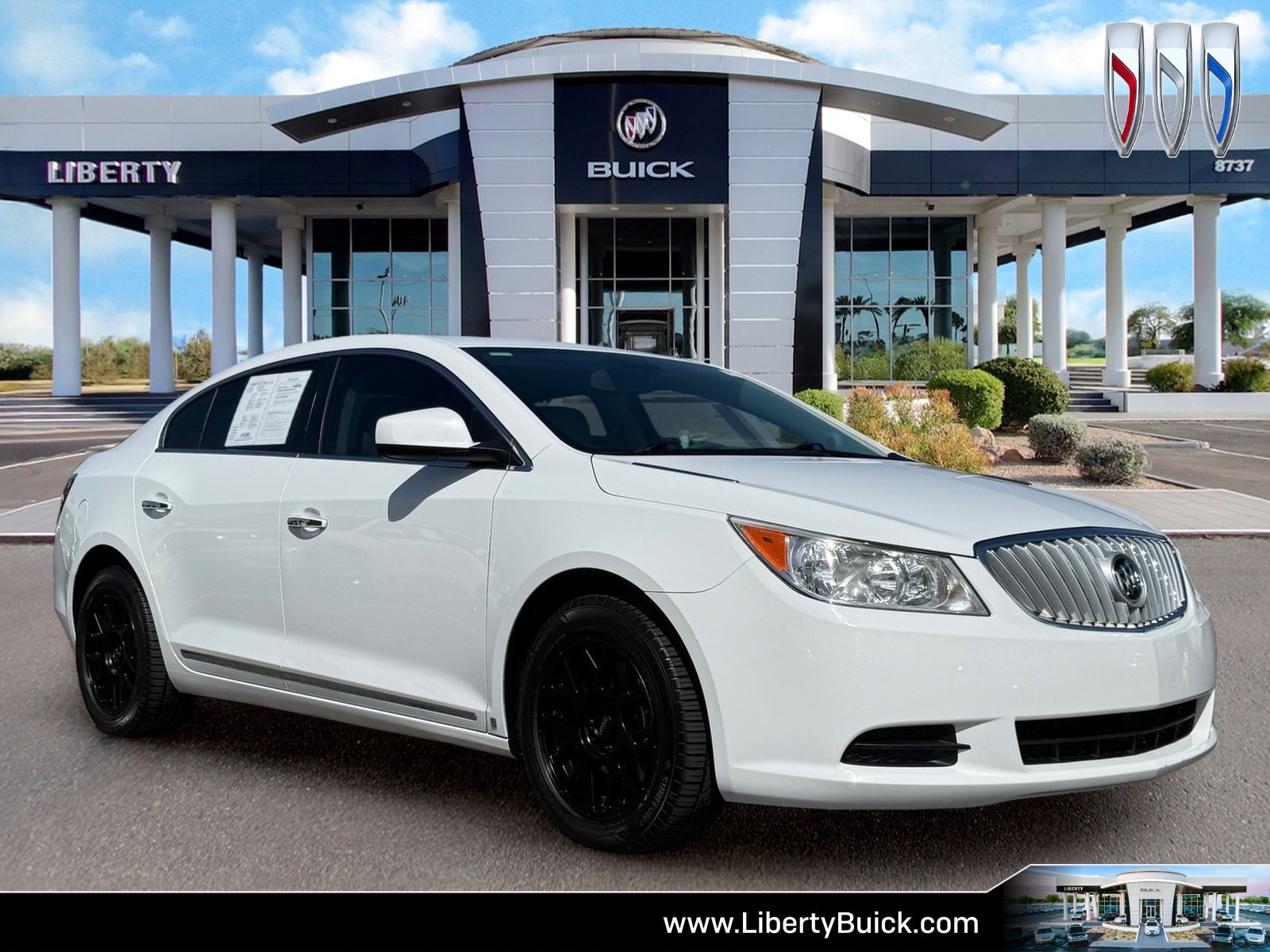 Used 2010 Buick LaCrosse CX FWD image 1